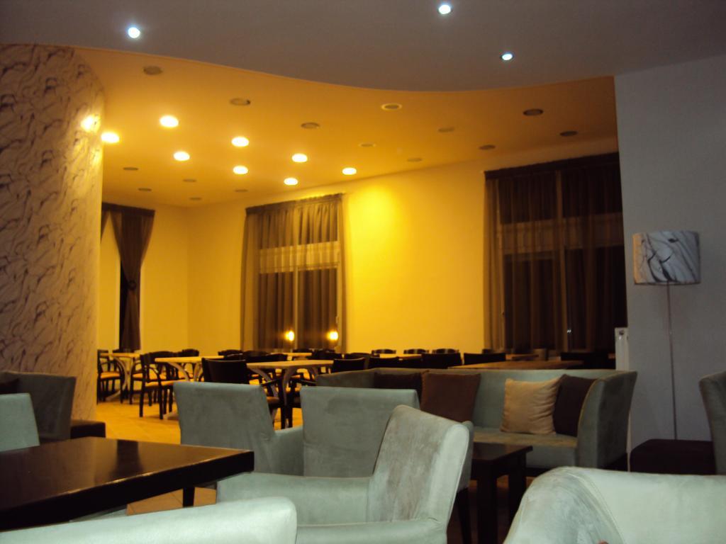Aitheron Hotel Air Park Zervi Zewnętrze zdjęcie