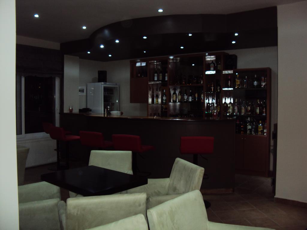 Aitheron Hotel Air Park Zervi Zewnętrze zdjęcie