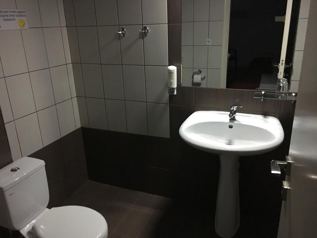 Aitheron Hotel Air Park Zervi Zewnętrze zdjęcie